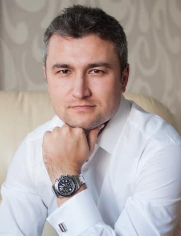 Дмитрий Апанасенко
