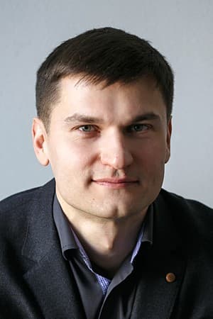 Александр Ларин