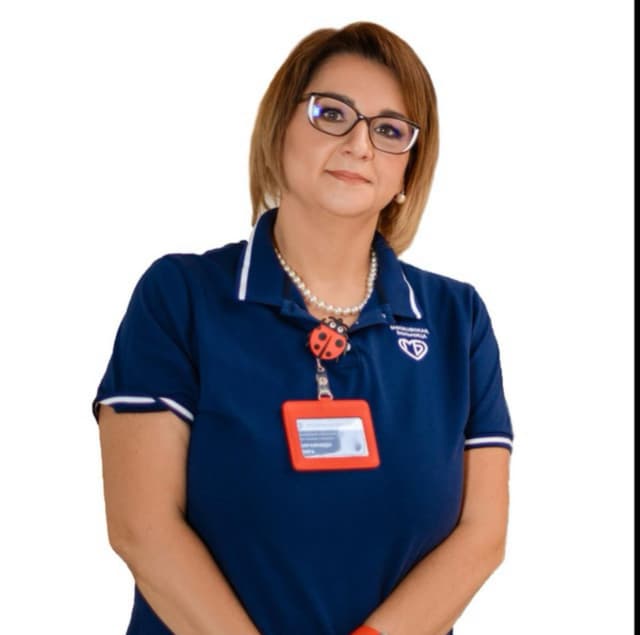 Лира Караяниди