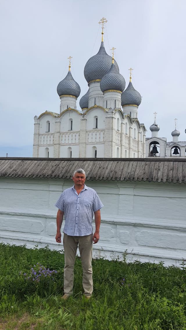 Андрей Николаенко