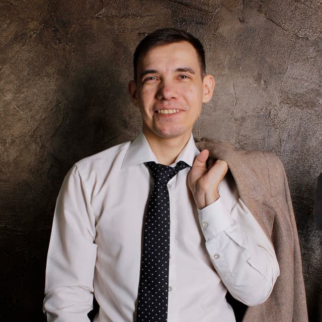 Михаил Жуков